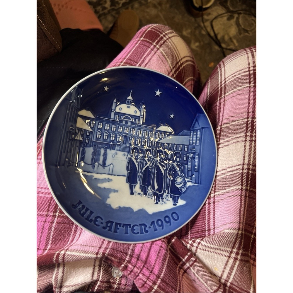 1990 Bing & Grondahl B & G JULE AFTER CHRISTMAS Plate Denmark Mint